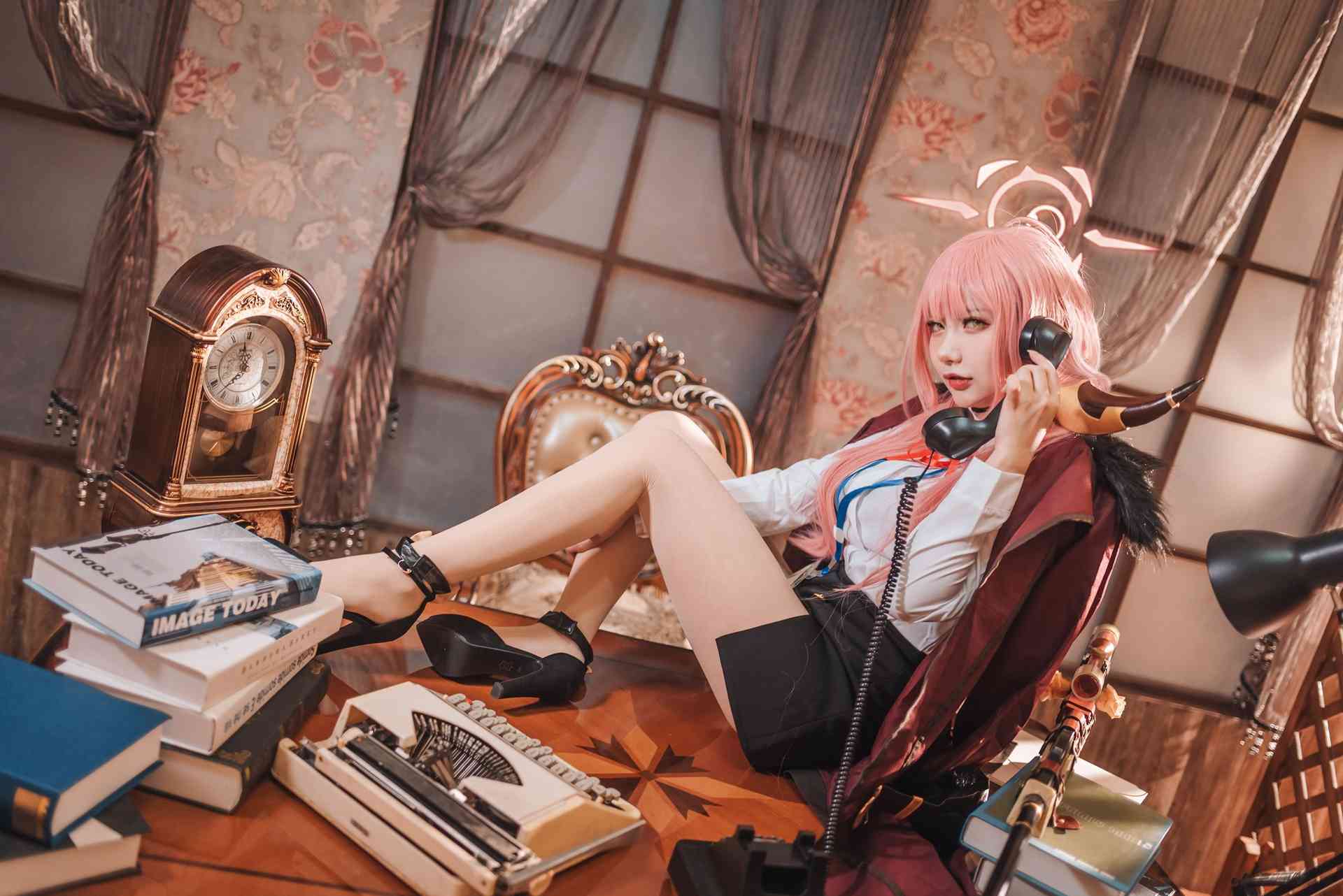 是一只熊仔吗Blue Archive Aru Rikuhachima 碧蓝档案 陸八魔爱瑠